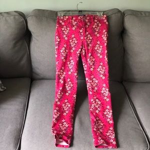 Super cute old navy floral skinny jeans